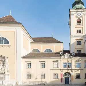 Benediktushaus Im Schottenstift Gasthof