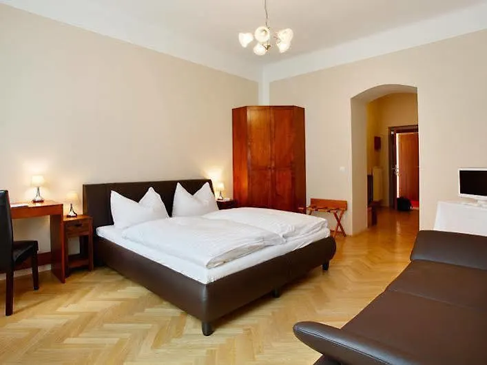 Hotel Parco Di Schoenbrunn Vienna City 4*,